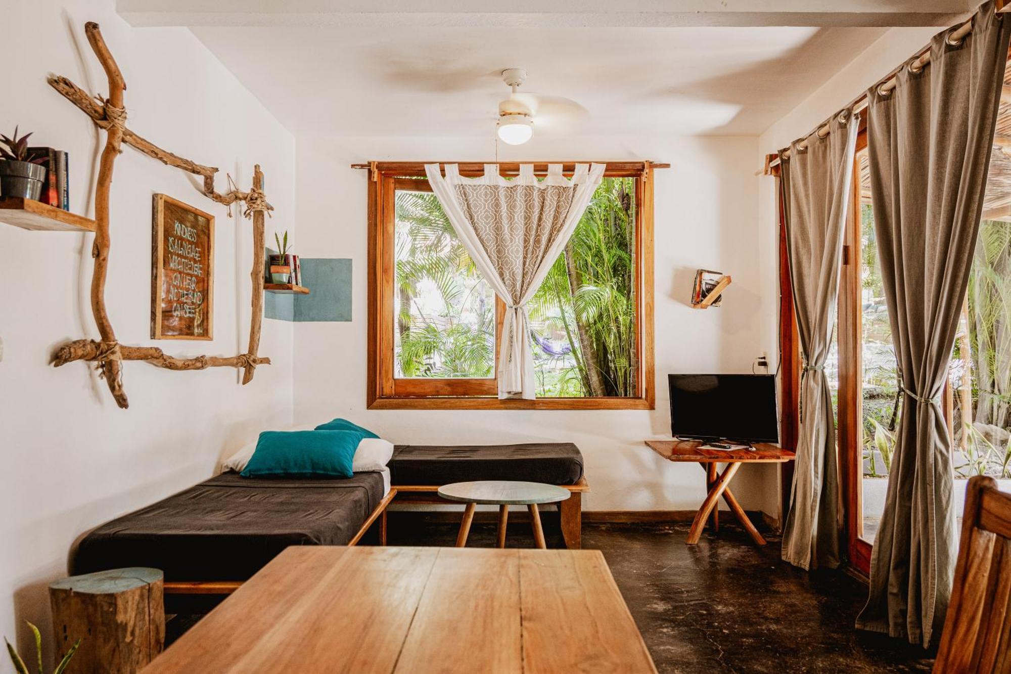 Griss Lodge & Spa Playa Santa Teresa  المظهر الخارجي الصورة